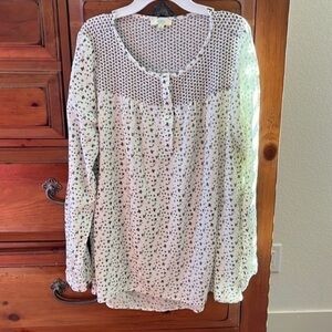 Kori Women’s cream and black blouse, size large.
